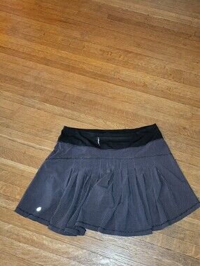 lululemon athletica Black Waist Microdot Pleated Skirt
